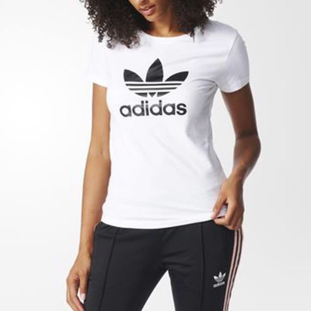*Sold* White Adidas Trefoil Logo Graphic Tee - Picture 5 of 6